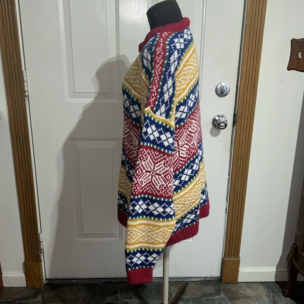 Harris of Helen Green, Red, and Blue Vintage Winter Christmas Sweater Size Large - Picture 4 of 6